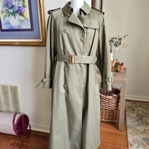 Evan Picone Vintage Lined Olive Trench Coat